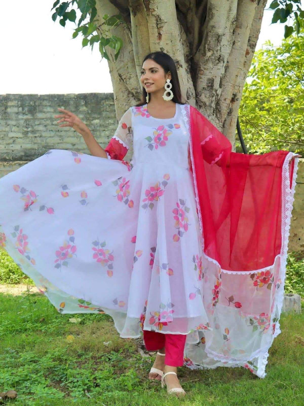 Stylish  Stitch Kurtis 1,2,3 Pieces